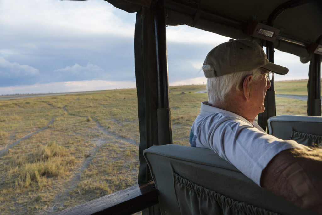 Private 4×4 Land Cruiser Kenya road safari